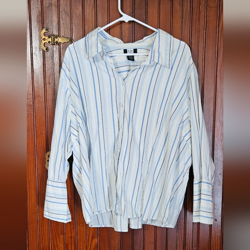 Studio 1940 Blue and White Striped Shirt